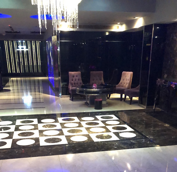 君悅會館 制服店