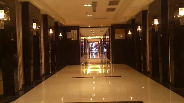 忠孝麗緻 禮服店