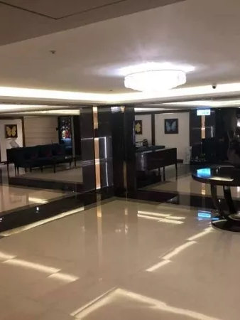 龍昌會館 制服店