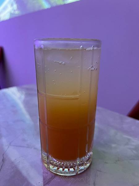 宜蘭夜店風餐酒館-各式餐點 / 調酒 / 歡唱包廂High翻天？