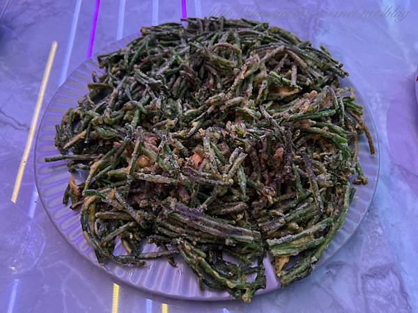 宜蘭夜店風餐酒館-各式餐點 / 調酒 / 歡唱包廂High翻天？