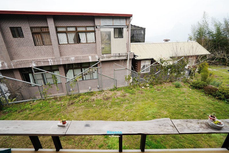 嘉義阿里山「山角鐵茶屋」｜隱藏在茶園間的新潮茶屋，氣氛一流茶飲點心也很棒！