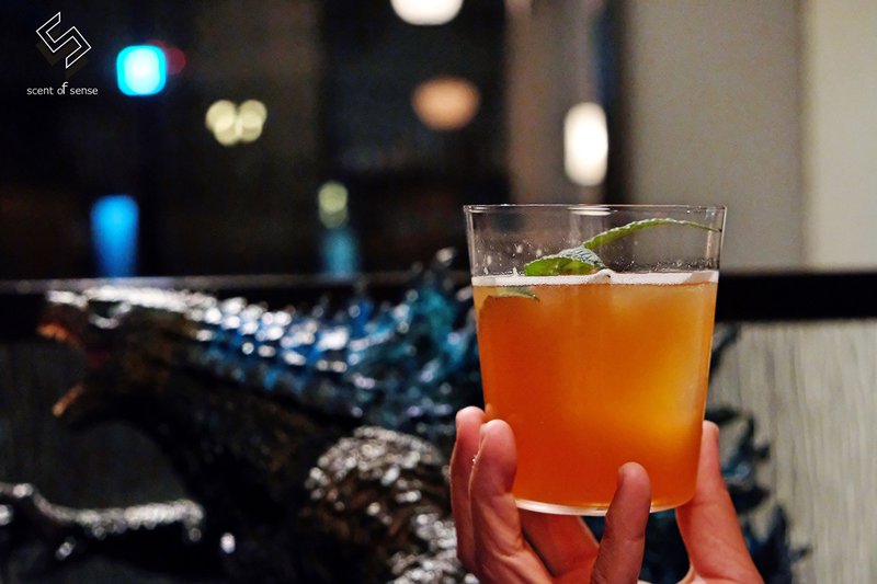 醞釀一杯詩酒，極致的墮落極致的美《夜闌 Ye-Lan Bar》台南老宅酒吧