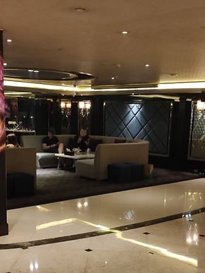 皇冠會館 制服店