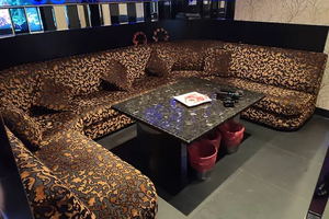 富貴商務會館 禮服店