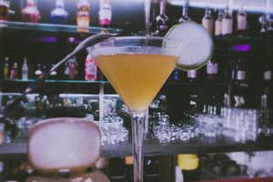 MAKE - Lounge Bar