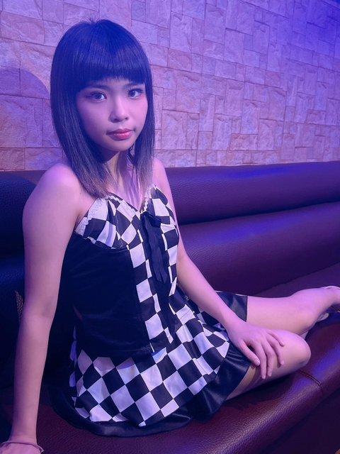 不得了俱樂部 台灣辣妹KTV