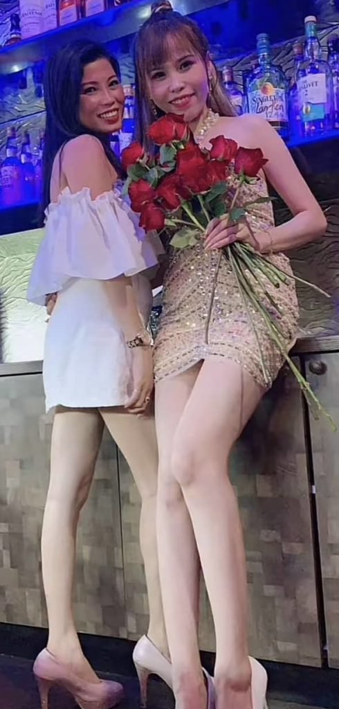 S__28115185-e1685263896416-490x1024