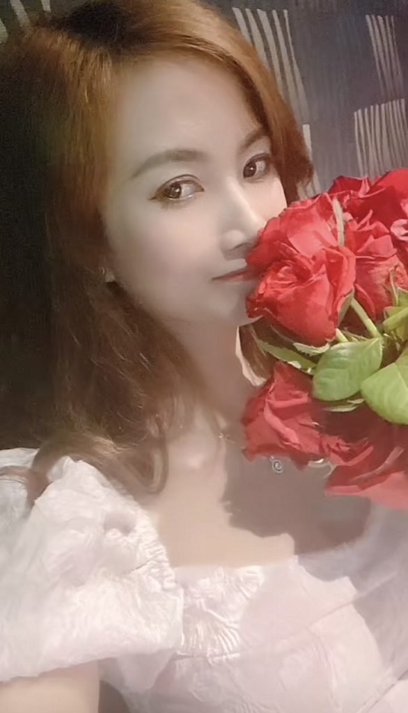 S__28115196-e1685263761341-586x1024