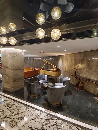 皇家商務會館 禮服店