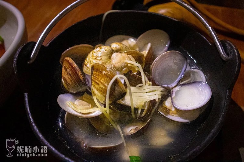 老時光燒肉酒肴。居酒屋好評爆棚越夜越熱