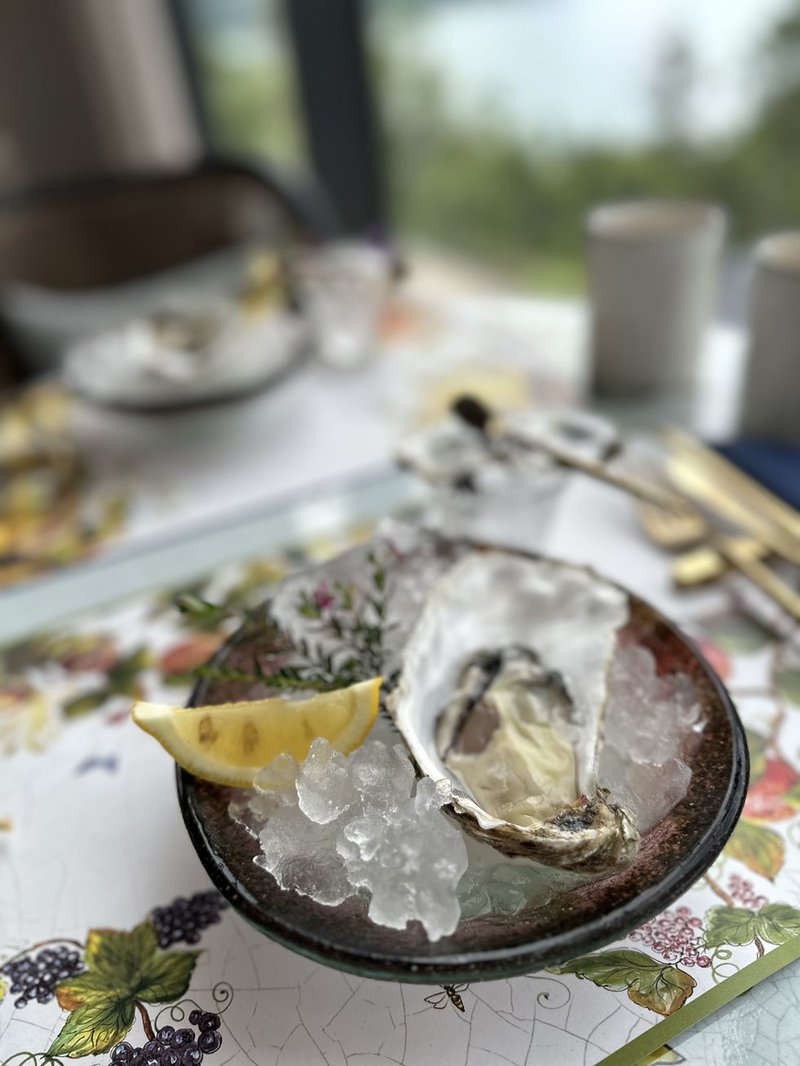 雲品溫泉酒店日月潭「雲水」亮點2：全台唯一全天候位上點餐服務