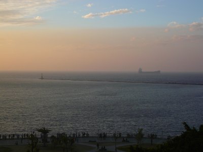 高雄西子灣夕陽約會景色