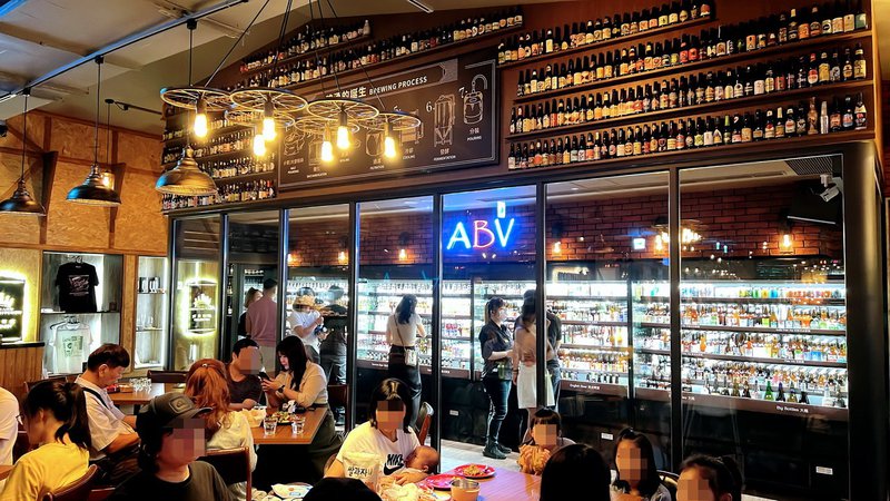 ABV 地中海餐酒館台中概念店